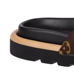 ⁦Pool Pillow Flat Comfort Mule⁩ – תמונה ⁦2⁩