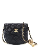 2019 Quilted Lambskin Pearl Crush Waist Bag belt bag