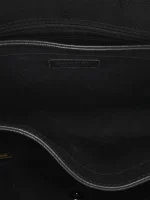 ⁦2012 Quilted Iridescent Caviar Lady Pearly Flap crossbody bag⁩ – תמונה ⁦5⁩