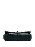 ⁦2015-2016 Paris-Salzburg Medium Patent Goatskin CC Eyelet Flap crossbody bag⁩ – תמונה ⁦4⁩