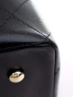 ⁦2018-2019 Large Quilted Lambskin Knock On Wood Case vanity bag⁩ – תמונה ⁦6⁩