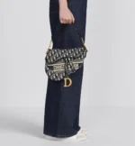 ⁦Dior Saddle Bag⁩ – תמונה ⁦2⁩
