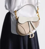 ⁦Dior Saddle Bag with Strap⁩ – תמונה ⁦10⁩