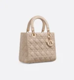 ⁦Medium Lady Dior Bag⁩ – תמונה ⁦24⁩