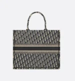 ⁦Large Dior Book Tote⁩ – תמונה ⁦3⁩