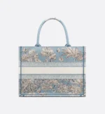 ⁦Dioriviera Medium Dior Book Tote⁩ – תמונה ⁦5⁩