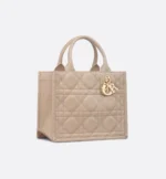 ⁦Small Dior Book Tote⁩ – תמונה ⁦9⁩