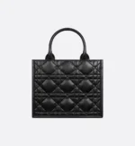 ⁦Small Dior Book Tote⁩ – תמונה ⁦6⁩