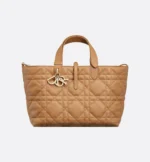 ⁦Medium Dior Toujours Bag⁩ – תמונה ⁦6⁩