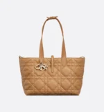 ⁦Medium Dior Toujours Bag⁩ – תמונה ⁦8⁩
