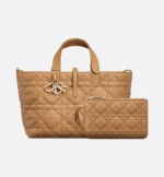 ⁦Medium Dior Toujours Bag⁩ – תמונה ⁦7⁩