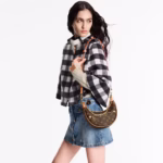 ⁦Louis Vuitton Loop⁩ – תמונה ⁦6⁩