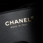 ⁦Chanel Black Caviar Leather 25 Small Bucket Bag⁩ – תמונה ⁦5⁩